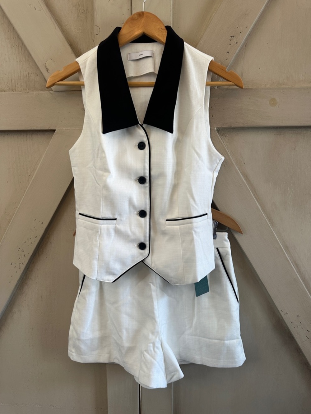 LOVAU “Olivia Old Money” Set White Vest & Shorts Black Trim NWT